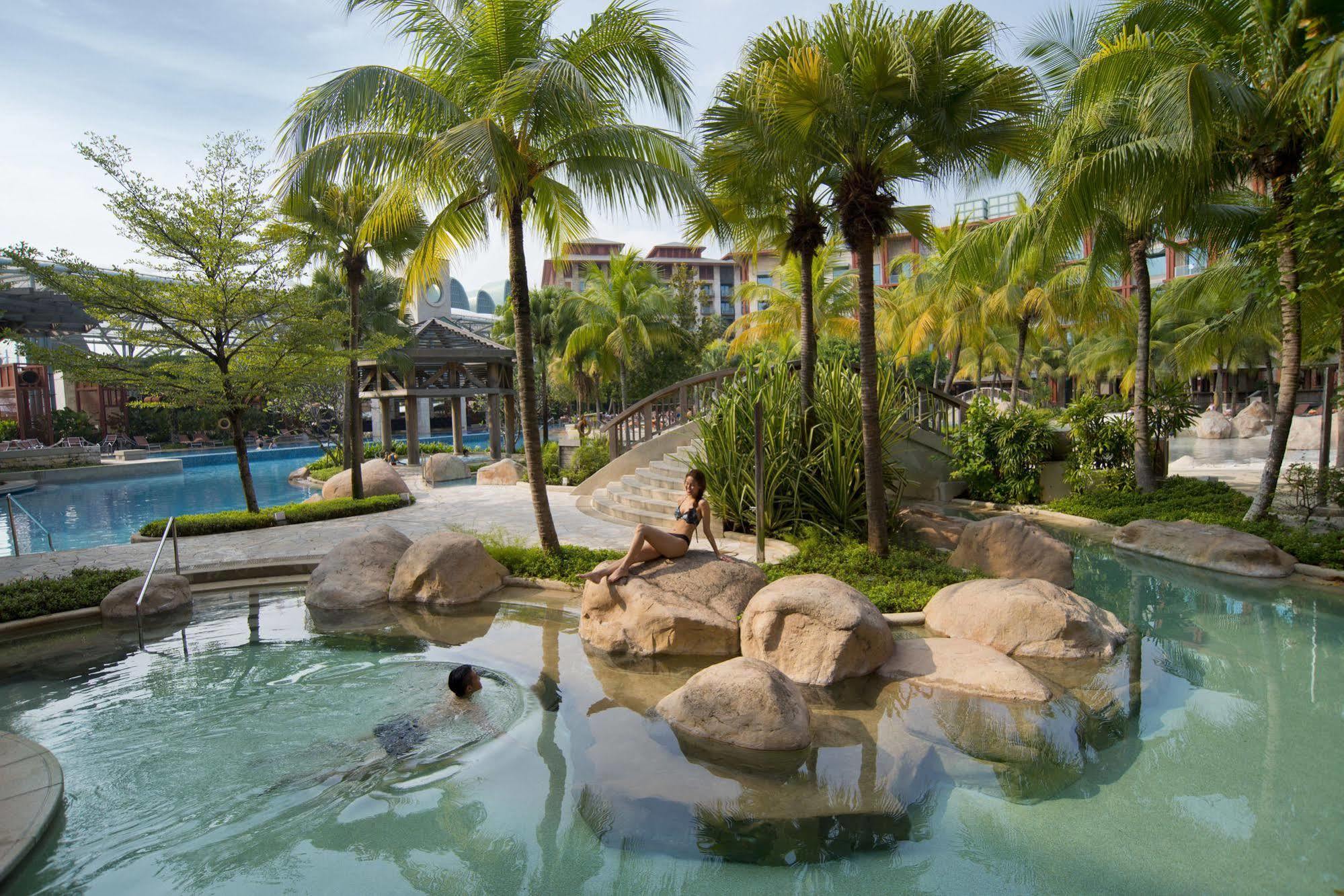 Resorts World Sentosa - Hotel Singapur Exterior foto The Rock Pool